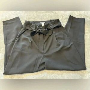 H&M High Rise Pleated Paperbag Pants | Belted Pants| | Size 8 | Color Black